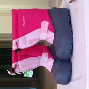 Girls Columbia insulated boots